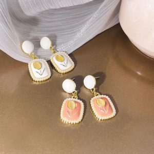 Ha0bffb48aa9148dc92689563e44bb9089 🌷 Tulip Blossom Pearl Frame Earrings